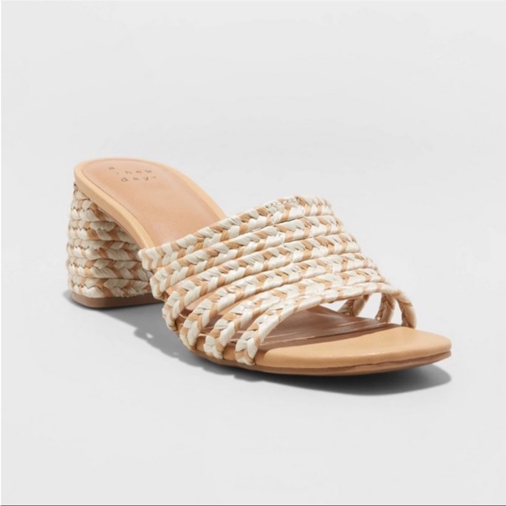 Universal Thread Rachel Tan Slip On Heeled Mule Sandals Size 8.5 NEW